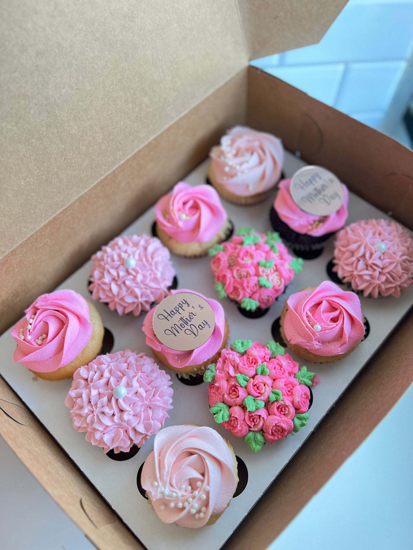 Mothers Day bouquet dozen